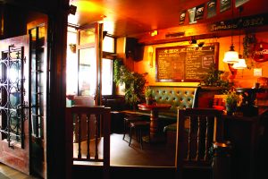 Molly Malone Enschede met Acting The Maggot 2017